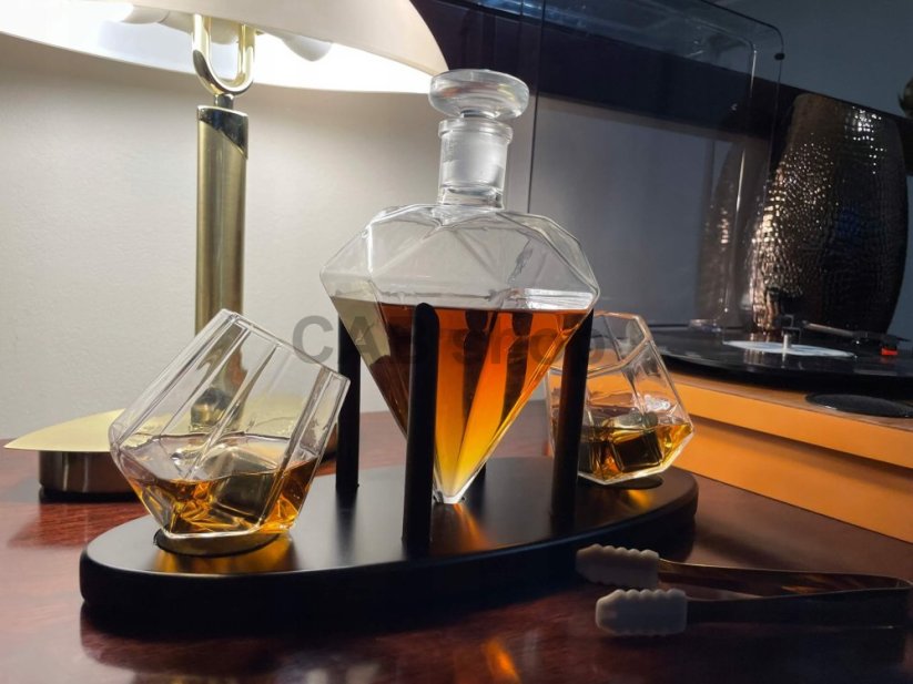 Darčeková sada Diamond na Whiskey 850ml s pohármi