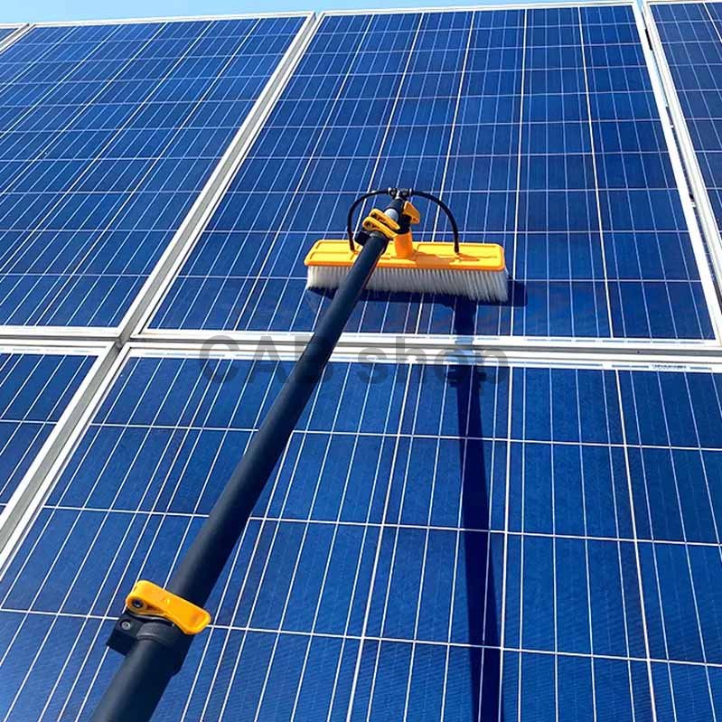 9 m-es teleszkópos kefe fotovoltaikus panelek vagy homlokzatok tisztításához