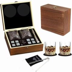 Darčeková sada na Whiskey poháre, chladiace kocky a naberačka WS-002 Darčeková sada na Whiskey poháre, chladiace kocky a naberačka WS-002