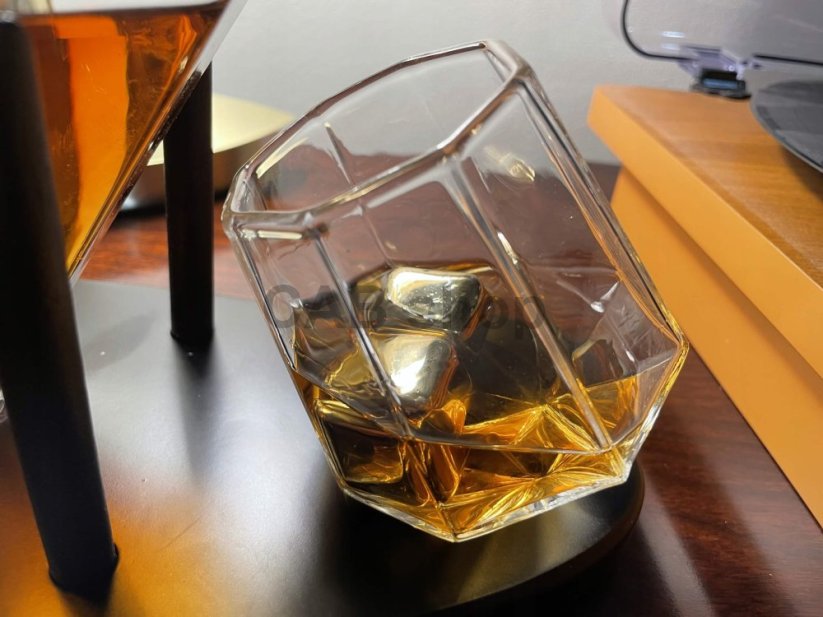 Darčeková sada Diamond na Whiskey 850ml s pohármi