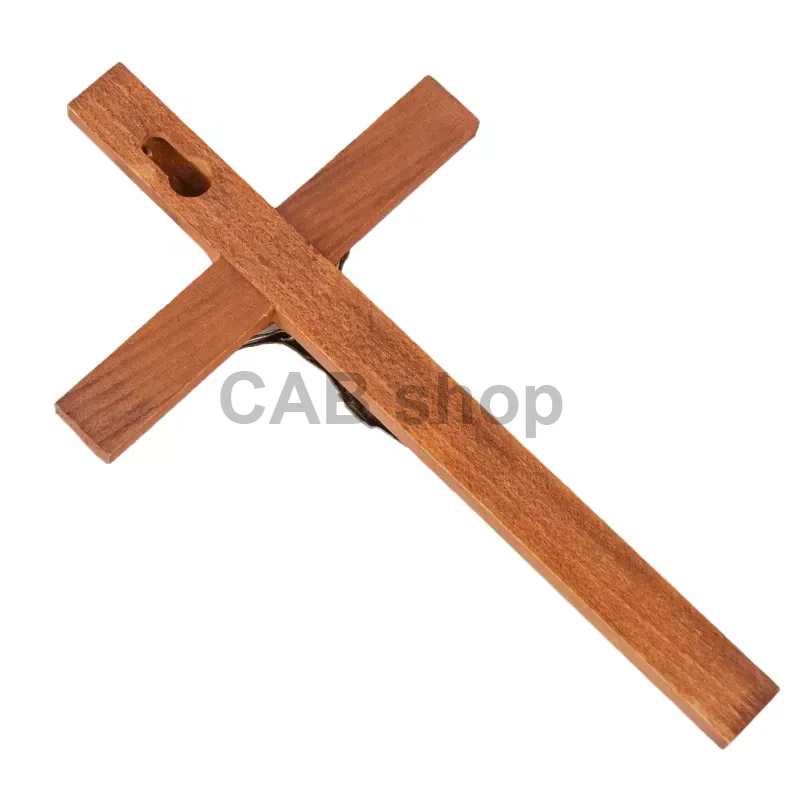 Dřevěný kříž na zeď