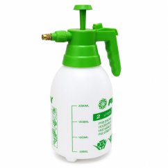 Plastikowy opryskiwacz 2 l