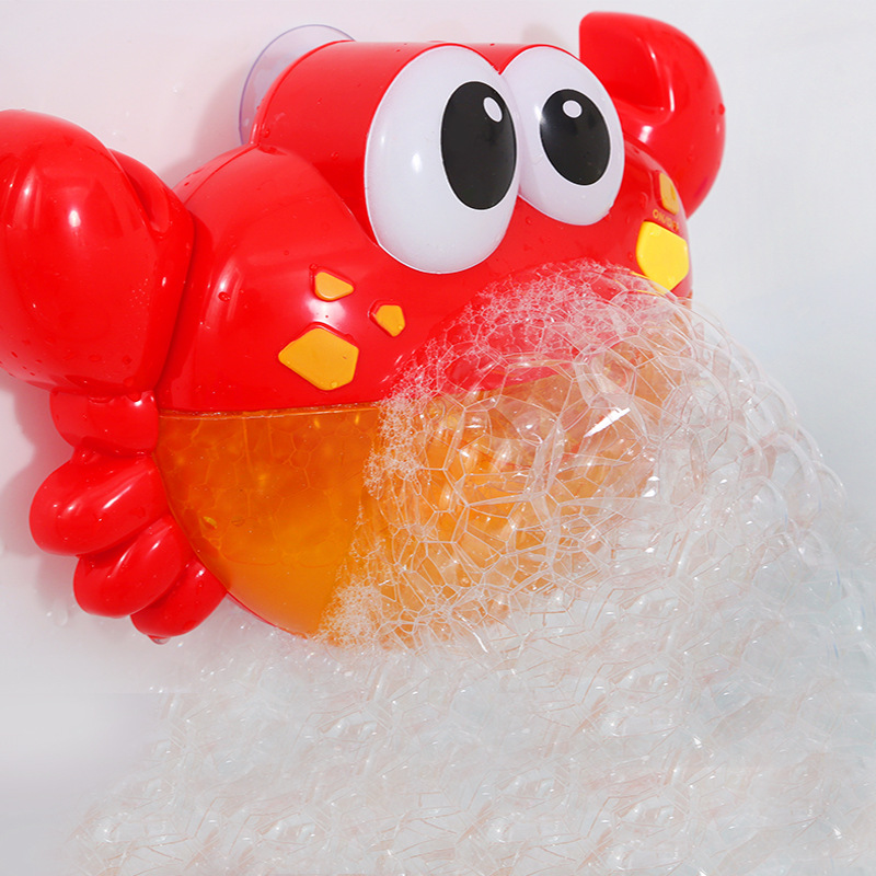 Bublinkový krab vyrába bublinky penu vo vani